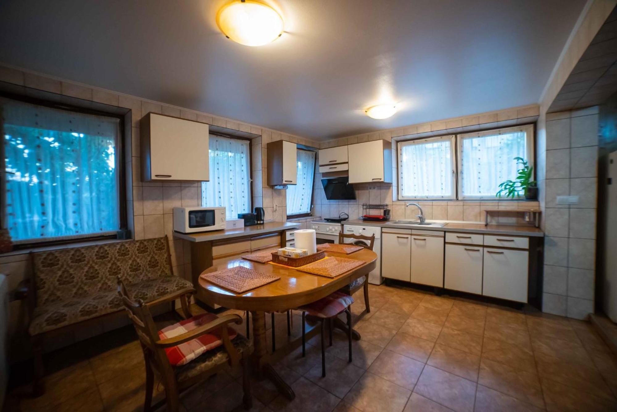 Full-House Si Gradina In Bucovina, Lisaura Villa Eksteriør bilde